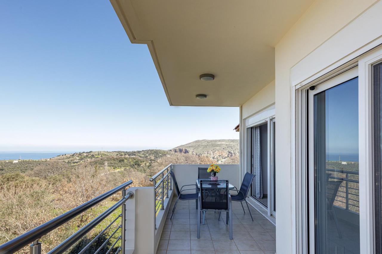 Vourvahis Seaview Apartments Karotí Exterior foto